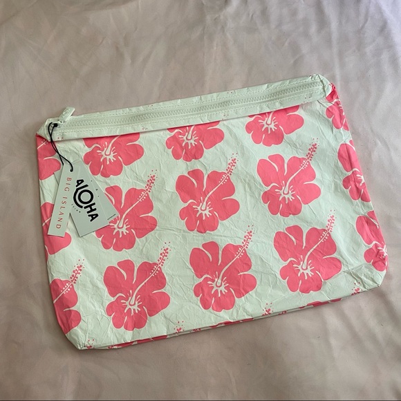 ALOHA Collection MAX Hibiscus Bloom Pouch in Electric Pink - Picture 2 of 5